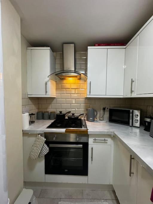 Entire 1Bed Stratford Westfield Apartamento Londres Exterior foto