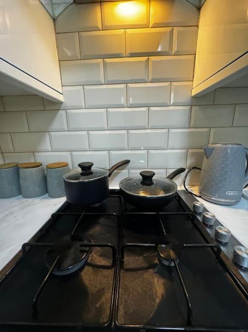 Entire 1Bed Stratford Westfield Apartamento Londres Exterior foto