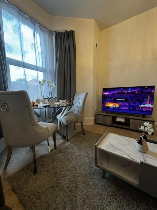 Entire 1Bed Stratford Westfield Apartamento Londres Exterior foto
