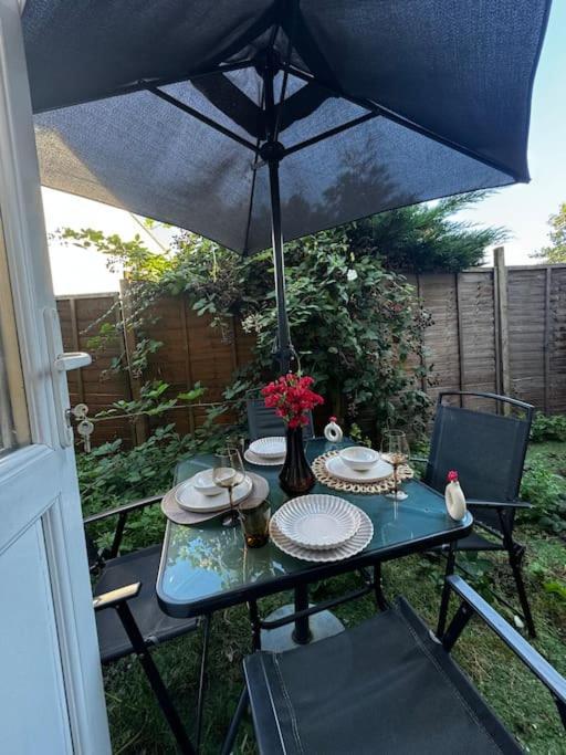 Entire 1Bed Stratford Westfield Apartamento Londres Exterior foto