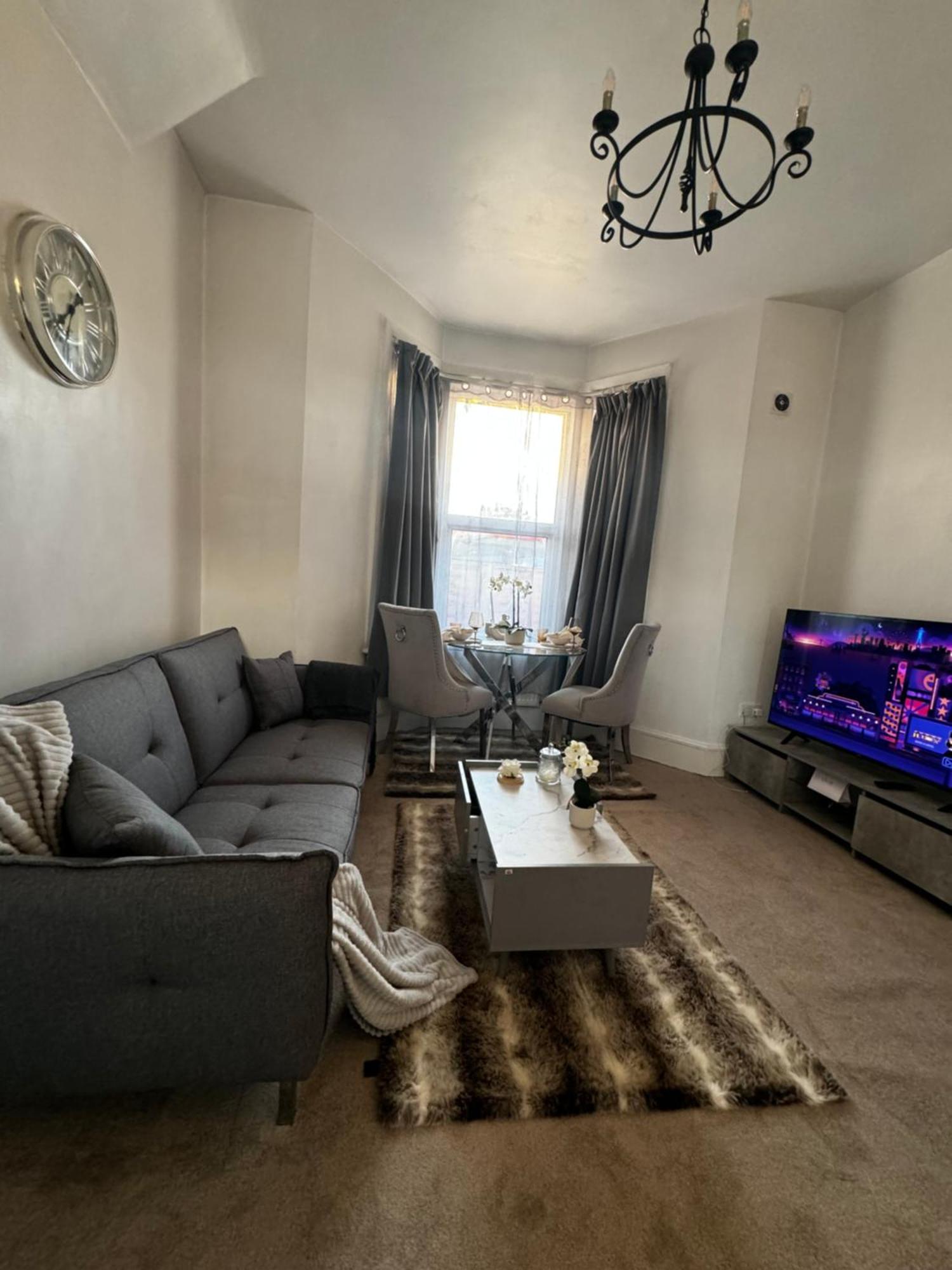 Entire 1Bed Stratford Westfield Apartamento Londres Exterior foto